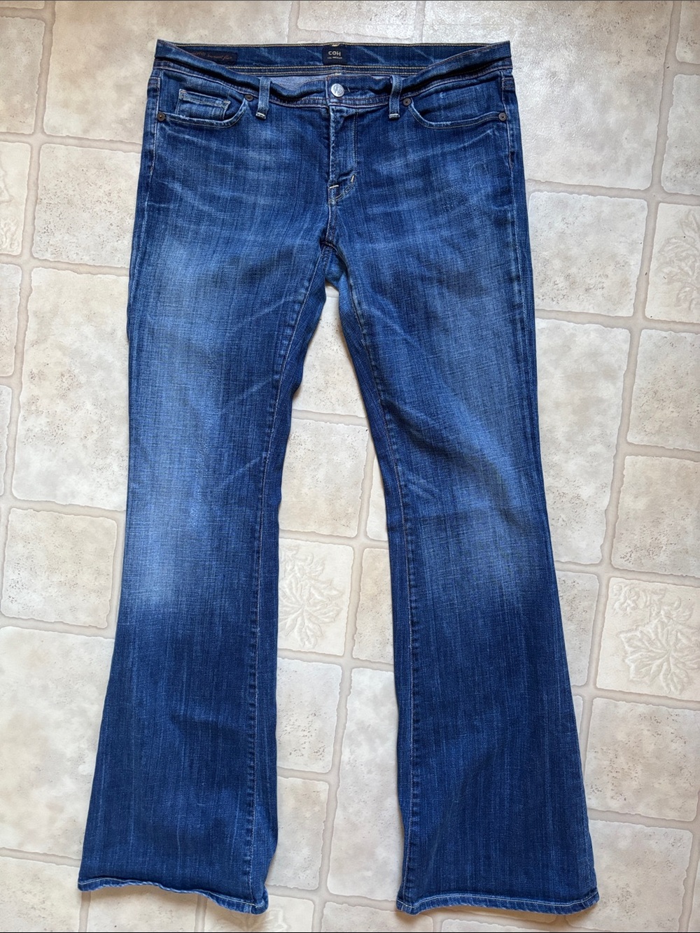 Citizens of Humanity Ingrid 002 Low Waist Flare Distressed Jeans Size 32 USA - Picture 2 of 10